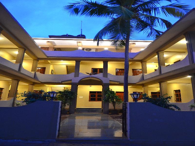 Garima Of Mandrem Hotel Buitenkant foto